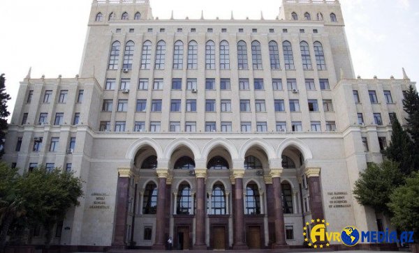 Ləğv edilən mərkəzin əməkdaşları işlə təmin olundu