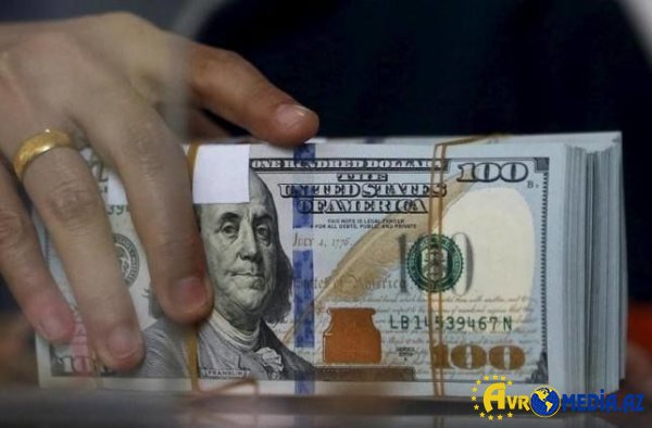 Dollar gücləndi, qızıl ucuzlaşdı