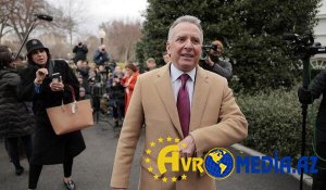 Trampın xüsusi elçisi Moskvadan Bakıya gəldi