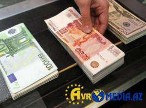 Rusiyadan Azərbaycana pul köçürmələri kəskin azaldı