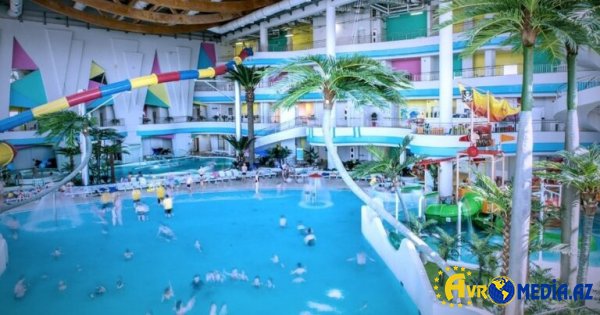 Məşhur akvaparkda HƏYƏCANLI ANLAR