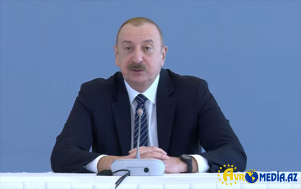 Prezident ADA-da çıxış edir - Canlı