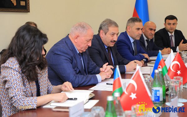 “E-bələdiyyə” portalı bələdiyyə xidmətlərinin vətəndaşlara əlçatanlığını təmin edir”