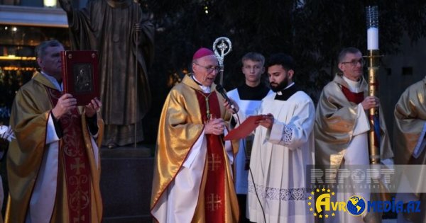 Azərbaycan katolikləri Pasxanı qeyd edirlər