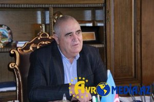 Mən çobanam, alimlər işləyir, pullar gəlir - Şərurlu İsfəndiyar
