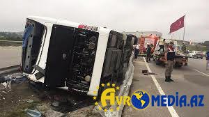 Sərnişin avtobusu qəzaya uğradı: ölənlər var