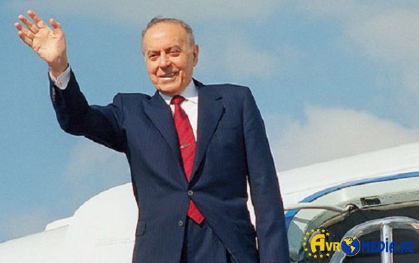 Xalqın taleyini dəyişən  dahi şəxsiyyət