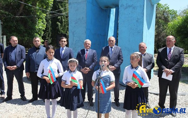 YAP-çı millət vəkili Qaradağlıda - 200 ailəyə su verildi