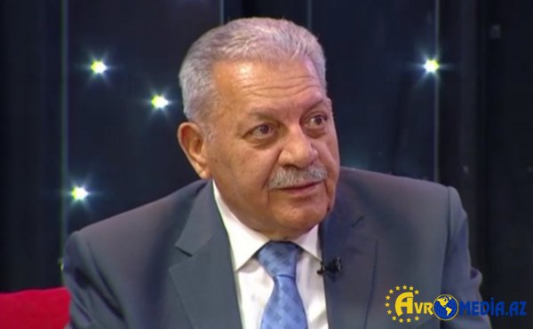 “Dodağını şişirdən müğənnilər xalqı məhv ediblər”