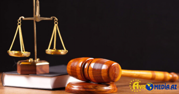 Bir vəkilin fəaliyyəti dayandırıldı, 5-nə töhmət verildi