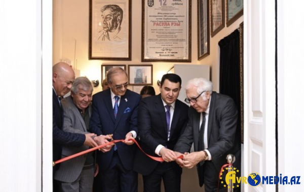 Bakıda Rəsul Rzanın ev-muzeyi açıldı - Fotolar