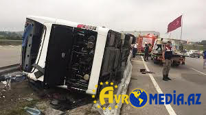 Sərnişin avtobusu aşdı: 1 ölü, 26 yaralı