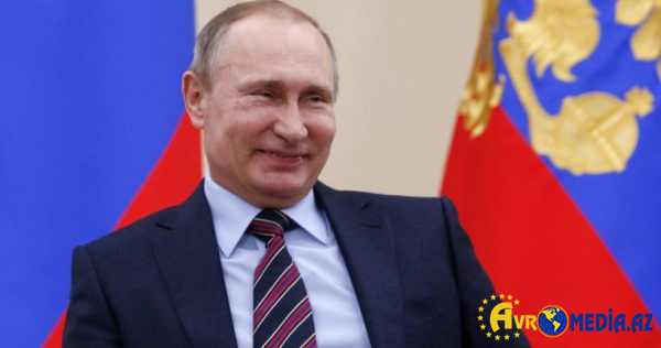 Putin müsəlmanları təbrik etdi