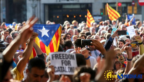 İspaniyada on minlərlə insan hökumətə etiraz etdi