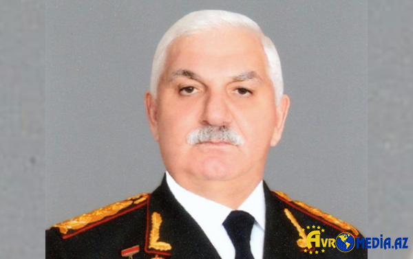 Bəylər Eyyubov PTX-nin rəisi vəfizəsindən çıxarıldı - Bu posta gətirildi