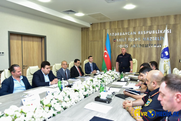 Təhsil layihəsinin yekun təqdimatları Polis Akademiyasında keçirilib