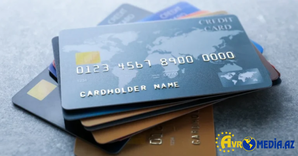 Banklar kredit kartlarının limitini gizli şəkildə artıra bilər?