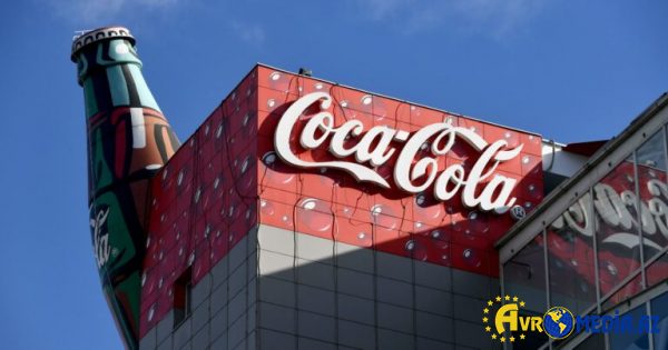 Tramp Coca-Cola ilə bağlı QƏRAR: ABŞ-da içki belə istehsal olunacaq