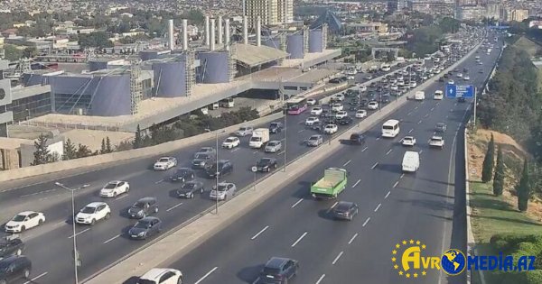 Bakının bəzi yollarında sıxlıq müşahidə olunur