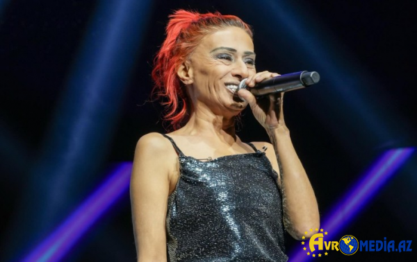 "Artıq mikrofon tutmayacağam"