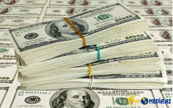 Rusiyada dollar bir gecədə bahalaşdı