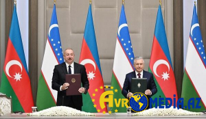 Azərbaycanla Özbəkistan arasında sənədlər mübadiləsi oldu
