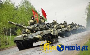Belarus küçələrində BTR-lər: Ukraynaya ordu yeridilir?
