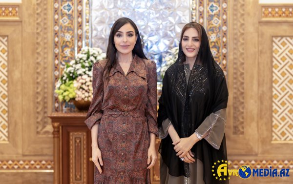 Leyla Əliyeva Maskatda Omanın birinci xanımı ilə görüşdü