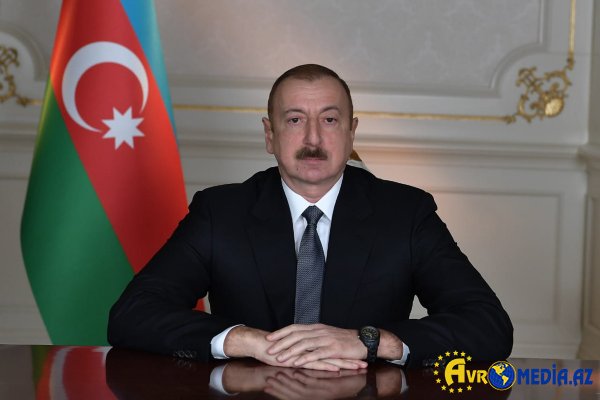 Prezident Davosdakı panel iclasında iştirak edib