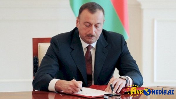 Azərbaycanda elektron siqaret qadağası təsdiqləndi