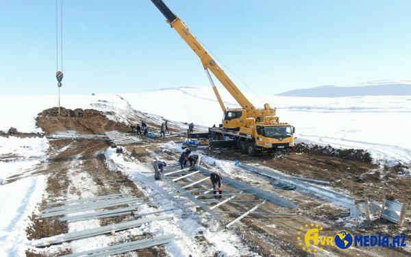 “Zəngəzur” elektrik ötürmə xəttinin çəkilməsinə başlanılıb
