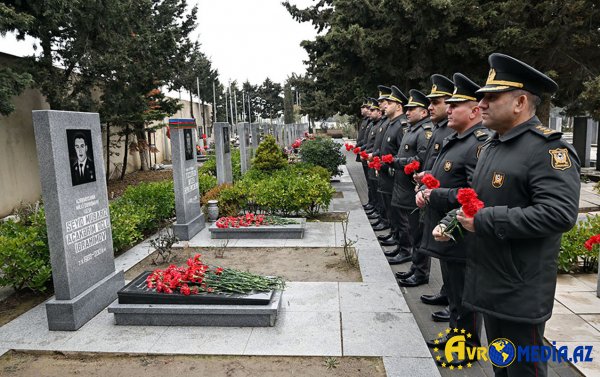 Mübariz İbrahimovun məzarı ziyarət olundu