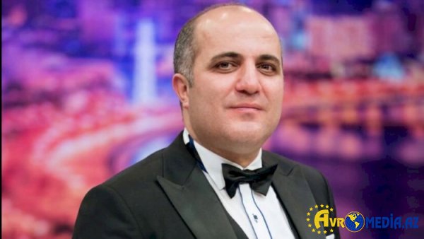 Müğənni: Boşananlar 50 min dollar cərimələnsin