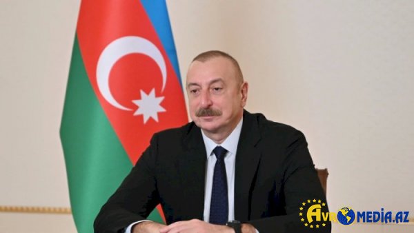 Prezident bu şəxsləri təltif etdi