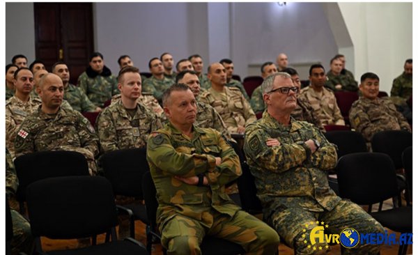 Bakıda NATO-nun təlim kursu keçirilir