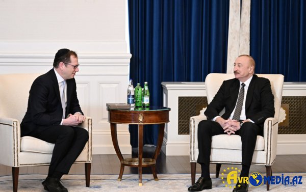 Prezident ABŞ-də səfərdədir