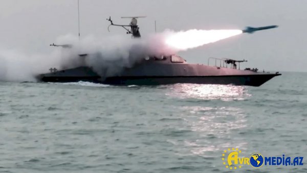 İran Hörmüz boğazında zenit raketini sınaqdan keçirdi