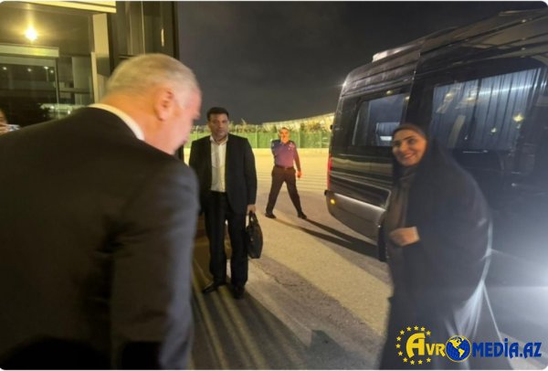 İranın yol və şəhərsalma naziri Bakıya gəlib.