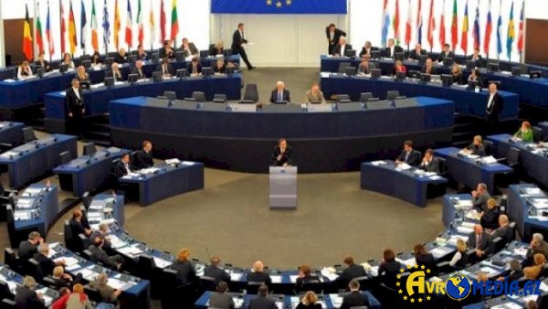 İki ölkə Rusiyaya qarşı sanksiyalar paketini blokladı