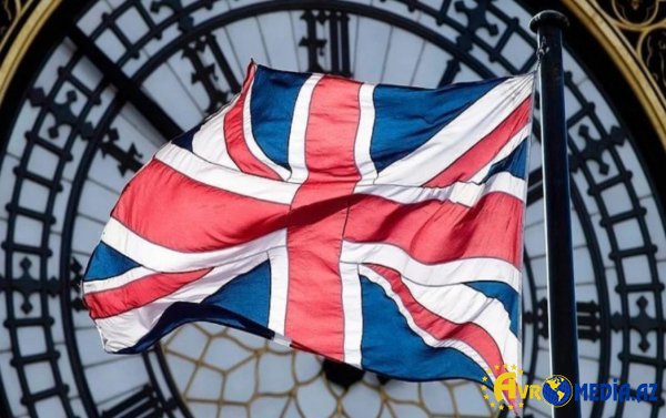 Britaniya İrandakı diplomatlarını təxliyə edir.