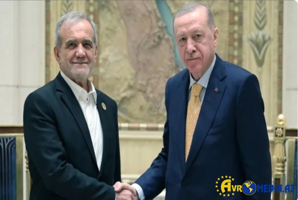 Ərdoğan Pezeşkianla telefonla danışıb