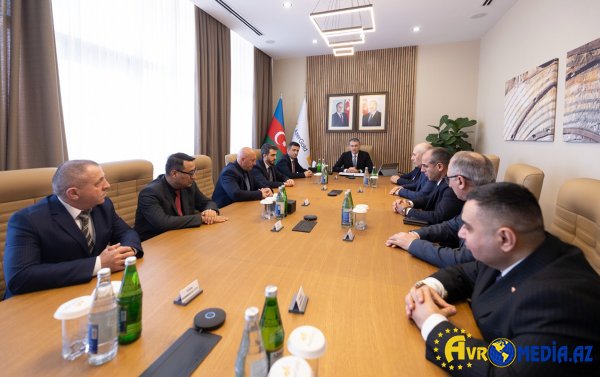 “AzerGold”da “Tərəqqi” medalına layiq görülmüş əməkdaşlarla görüş