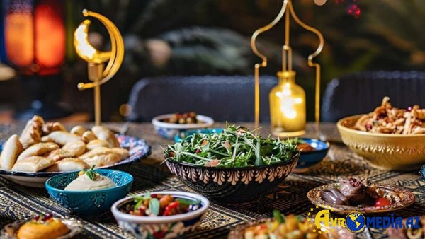 Ramazan ayının iyirmi beşinci günü: İmsak və iftar vaxtı, günün duası