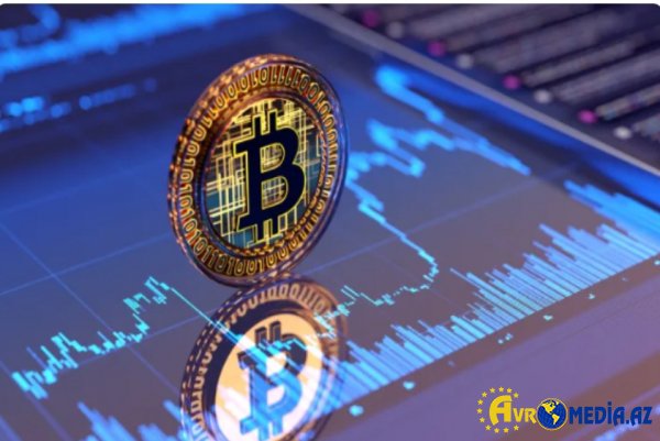 Kriptobirjada eniş: "Bitcoin"in qiyməti 71 min dollardan aşağı enib