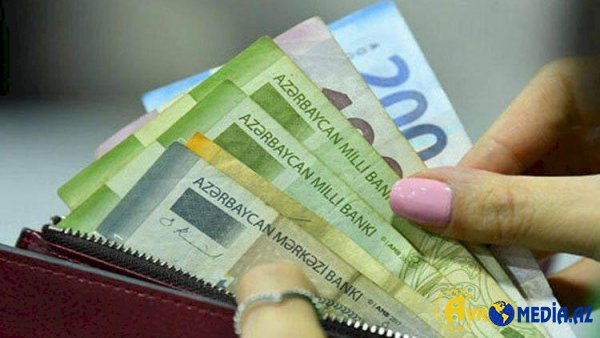 Azərbaycandan Gürcüstana pul köçürmələri minimuma enib
