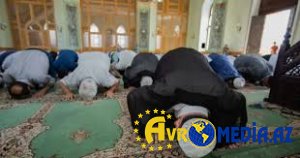 Azərbaycanda bayram namazı qılındı