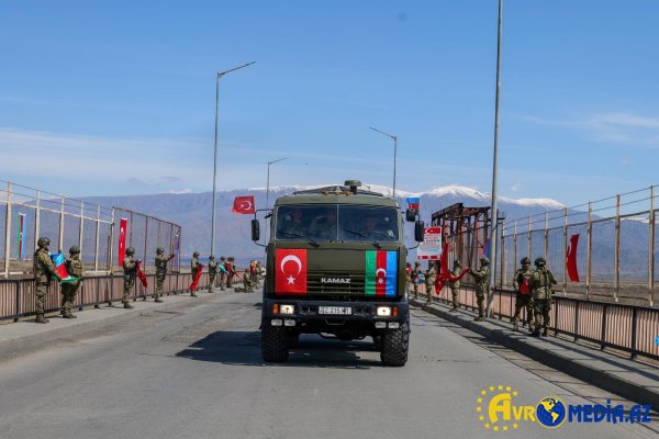 Naxçıvan Ordusunun bölmələri Türkiyəyə gedib.