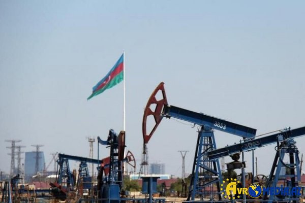 Azərbaycan neftinin qiyməti 140 dolları ötüb