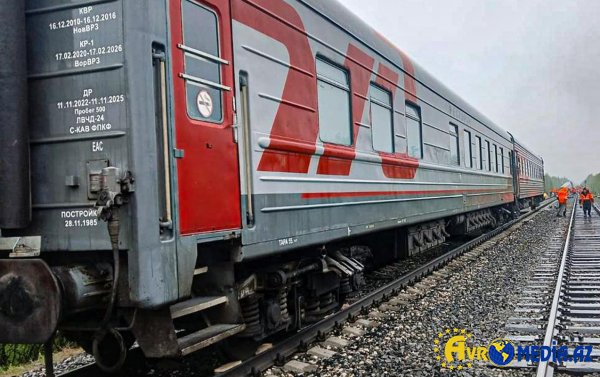 Rusiyada sərnişin qatarının 7 vaqonu relsdən çıxıb