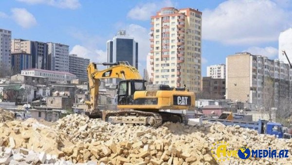 Qərar verildi Keşlədəki bu binalar söküləcək.